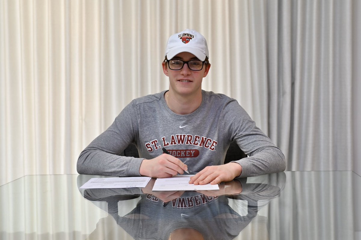 Excited to sign my NLI to play college hockey at St. Lawrence University #GoSaints <a href="/SkatingSaints/">St. Lawrence University Men’s Hockey</a>