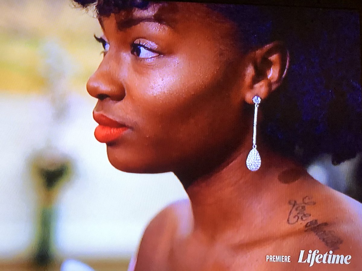 AliceaTheGreat's tweet photo. Meka looks gorgeous. I’m loving this twist out 😍 #MarriedAtFirstSight #MAFS https://t.co/o4EsjVy9MS