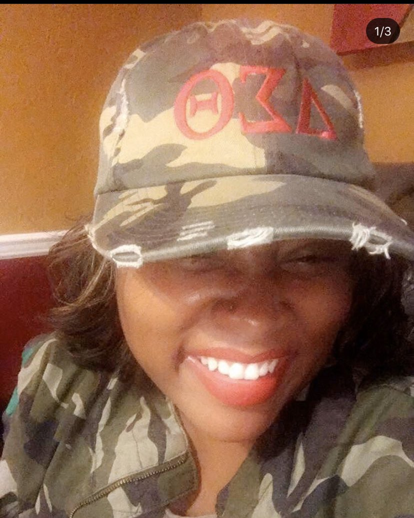 latraylnichole's tweet image. It’s my deltaversary!!!! Zoom call with my linesisters!!! #funtimes #spring2006 #reds #deltagirls #deltasigmatheta #april15 🔺🔺🔺