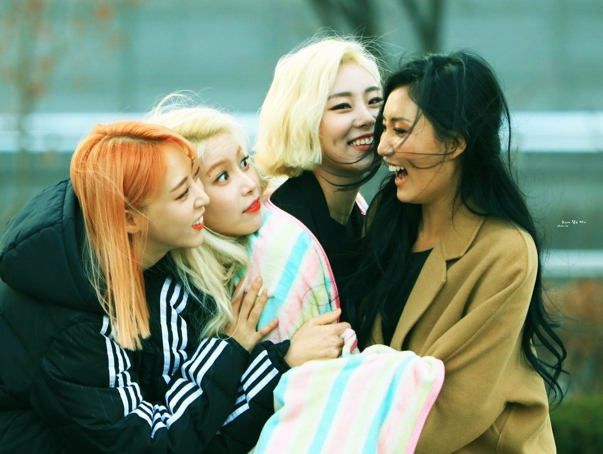 Mamamoo being Mamamoo;A thread