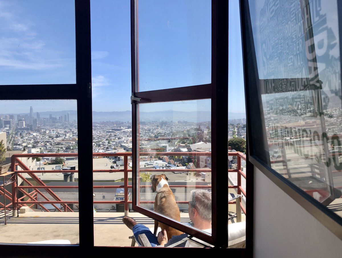stefan_muhle's tweet photo. Temporarily socially distanced. Permanently emotionally attached. #SFThroughMyWindow  #SFFromMyWindow https://t.co/YZjbk6Xc3Q