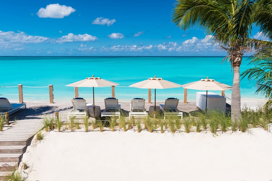 Villas of Distinction is supporting travel advisors by directing guests to book directly through a travel advisor! Here's how you can work with them for future bookings
<a href="/DistinctVillas/">VillasofDistinction</a> #traveladvisor #travel #luxury #travelagent

recommend.com/coronavirus/vi…