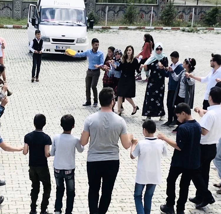 Çocuklarımla yine halay çekeceğim #okullaraçılınca