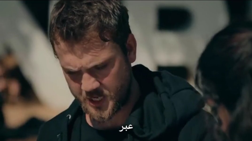 N said there was a person like that in your life,she meant a crazy person,otherwise you Will not understand that,y said yes there was,then yasen music was played,nehir resembles To sena with Her craziness,that was the second time gokhan insists on N as S shadow  #cukur  #EfYam ++