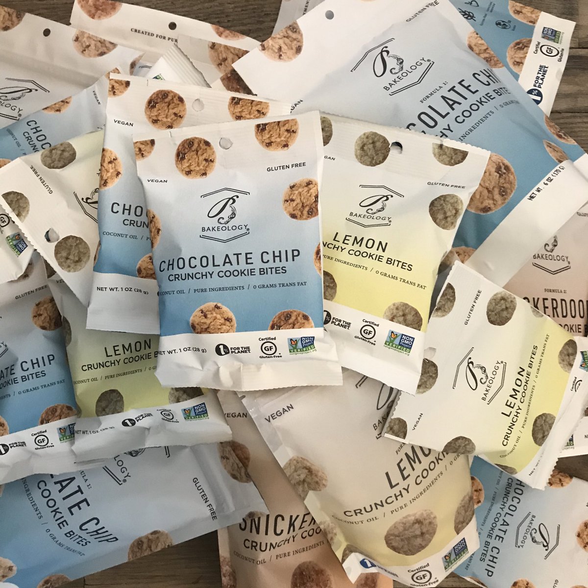 I’m so lucky! Thank you <a href="/bakeology/">Bakeology</a> for my favorite cookies 🙏💘🍪