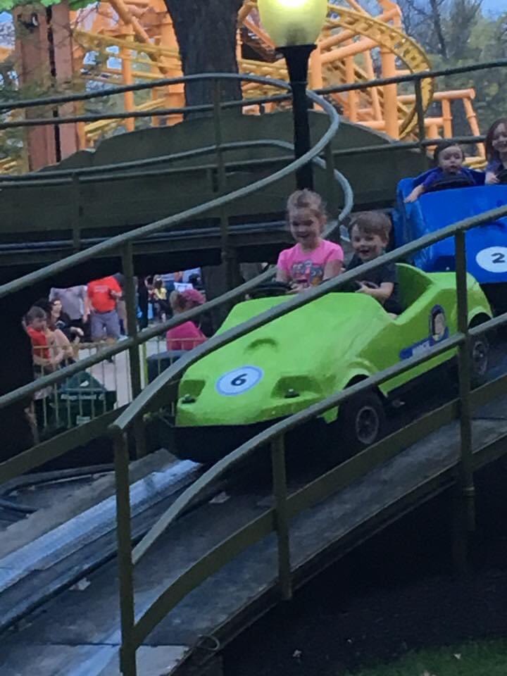 BuckeyeCoaster's tweet image. 2017 Opening Day Memories! I remember this day clearly because Addison got to move up another wristband height. We have so many memories at @KingsIslandPR &amp;amp; can’t wait to make 2020 memories too! #KI2017 #KingsIsland @DonHelbig @chadshowalter