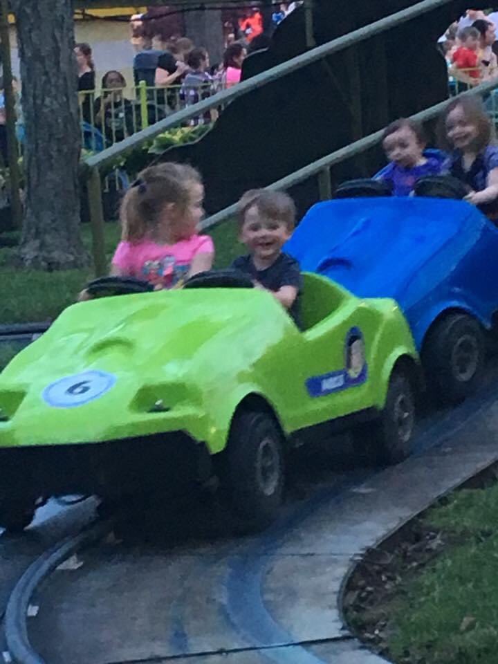 BuckeyeCoaster's tweet image. 2017 Opening Day Memories! I remember this day clearly because Addison got to move up another wristband height. We have so many memories at @KingsIslandPR &amp;amp; can’t wait to make 2020 memories too! #KI2017 #KingsIsland @DonHelbig @chadshowalter