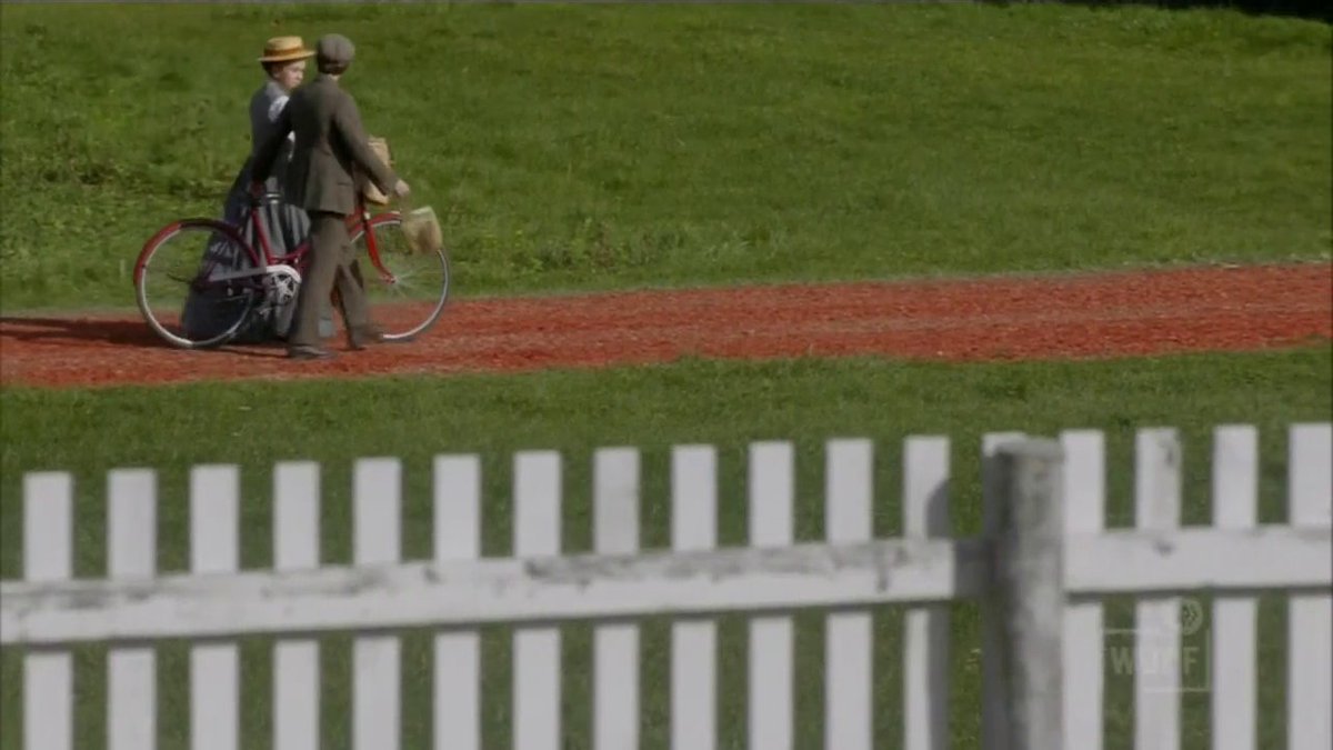 Marilla sees Anne and Gilbert walking together and she's all *heart eyes*