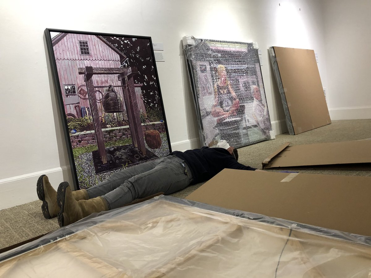 GillianSuss's tweet photo. #Pandemic #installation #SheIsntDead #IsThisEssential https://t.co/uURoGaZP7d
