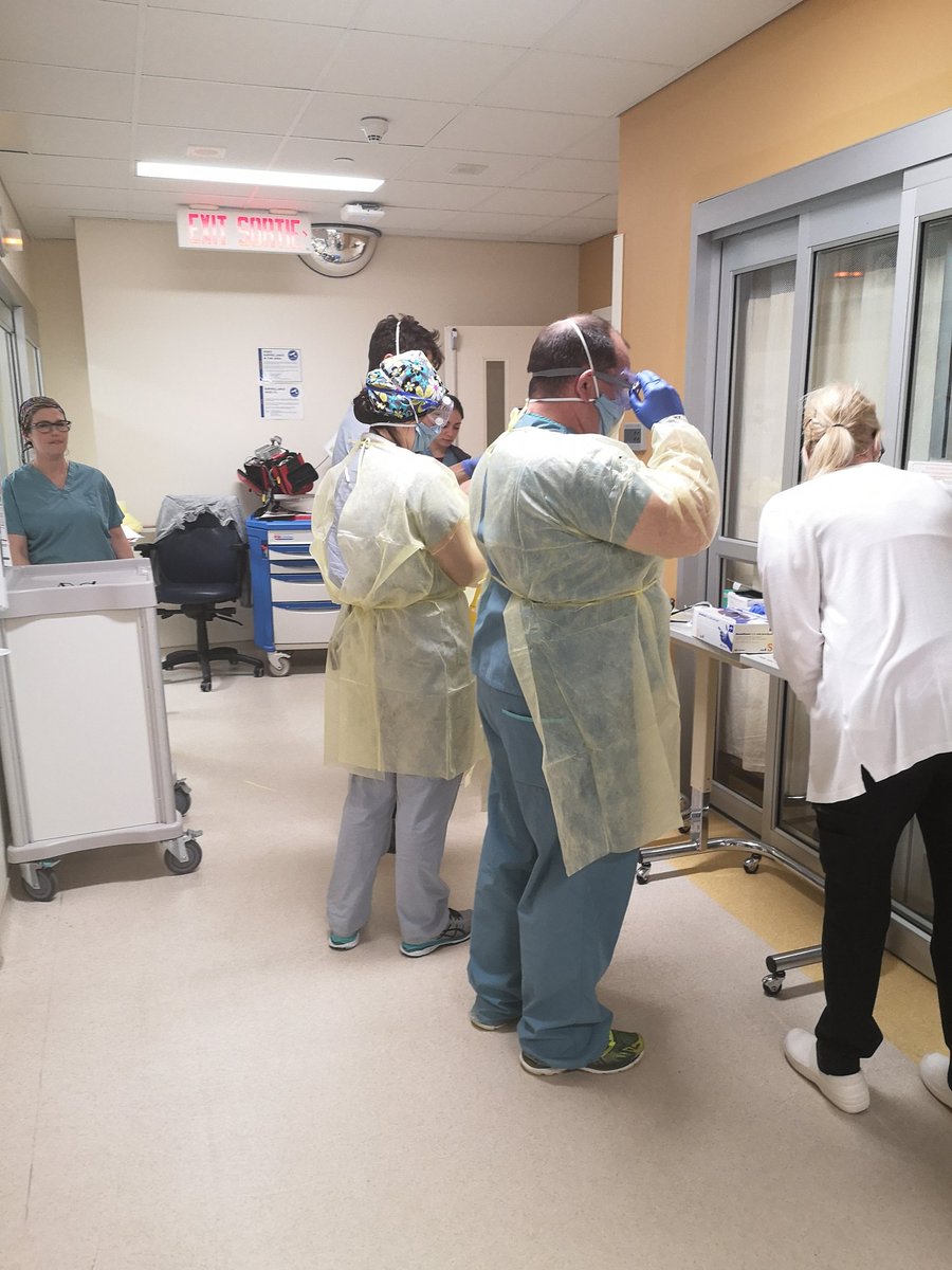 FillierRenee's tweet photo. The HSN ICU staff still hard at their training on protected intubation and protected code blue processes. This team rocks! https://t.co/EzcXICOmvg