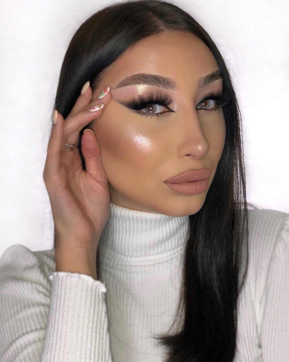 MissSavic's tweet photo. @beautybay Yass🙈🙈🙈
Ig: miss___savic https://t.co/9EqtfqFsIH
