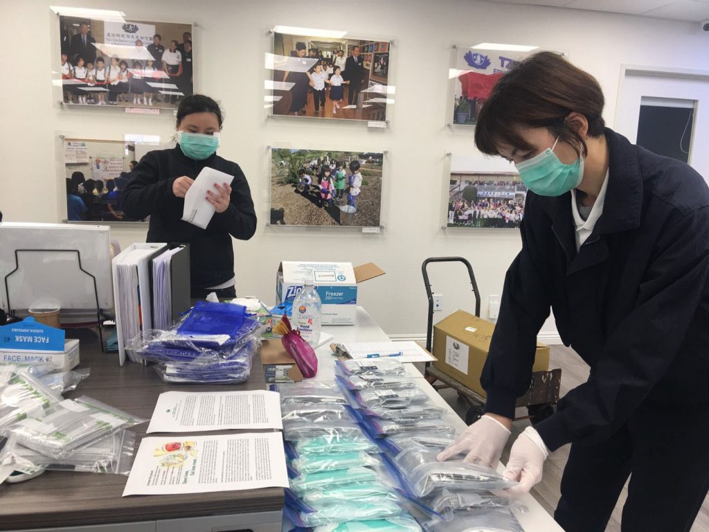 TzuChiUSA's tweet photo. After receiving a care package that included face masks + a letter from #MasterChengYen, Audrey Sun, a teacher @ Tzu Chi Great Love Elementary School in #WalnutCA shared how touched she was: “she cares about us even though she’s so far away.” https://t.co/r5gaIufY0d https://t.co/Q1BWXshVvR