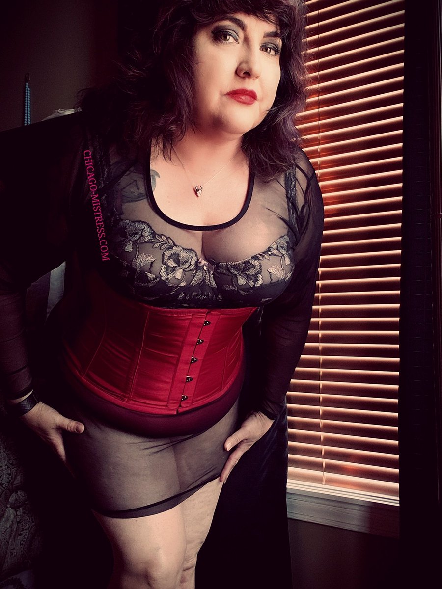 chicagomistress's tweet photo. This is my work at home look. Yours?
#WorkFromHome #workfromhomelife #workingfromhome
#chicagodomme #SWlife #allcurves https://t.co/9X4gbDdvno