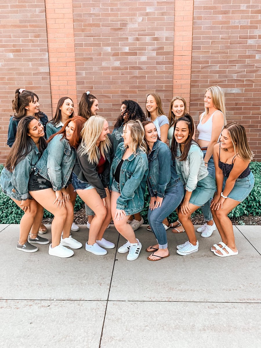 ΑLPHA OMICRON PI tweet media