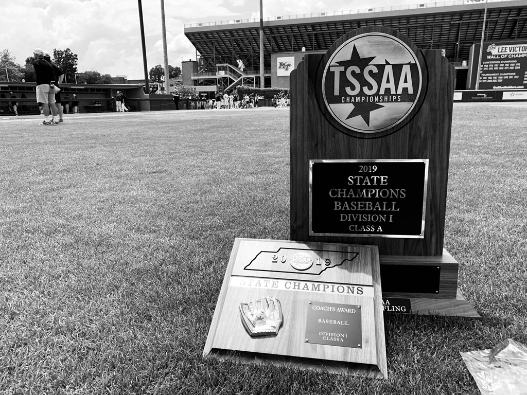 FREE READ — Today, Gov. Bill Lee recommended schools remained closed. The TSSAA cancelled state basketball and spring sports.

So we penned a letter to the Class of 2020. 

HERE ➡️➡️ 5starpreps.com/articles/lette…