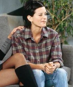 harry styles as monica geller- a thread!