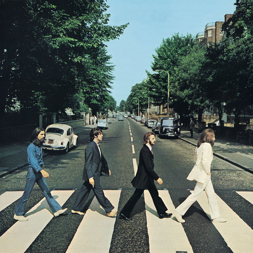 GarciaP2003's tweet photo. @sopitas @thebeatles @RollingStones The Beatles https://t.co/Hb289JItep