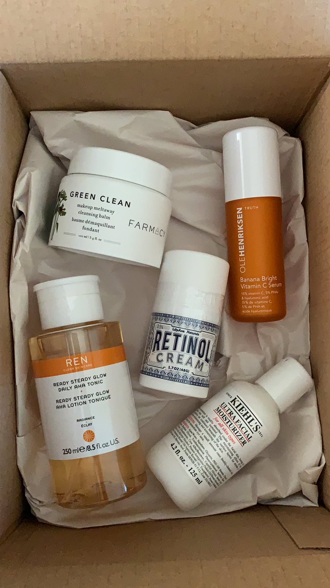 Cookys426's tweet photo. When you watch way too many @susanyara videos and become obsessed with your skincare. 🤫 Shhh, don’t tell the hubby 😂 https://t.co/7XxGmEhl1c