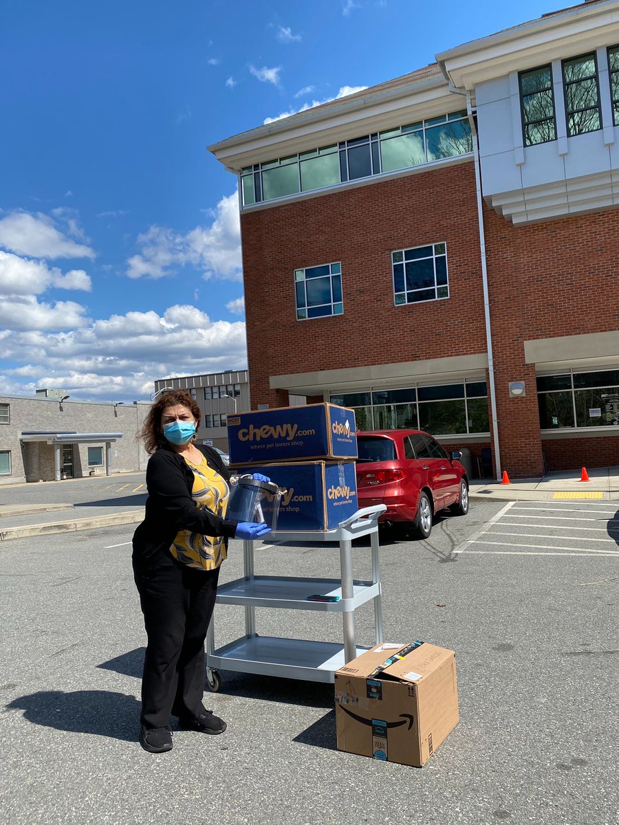 GetUsPPE_RI's tweet photo. Thank you to the amazingly talented and crafty donors we’ve had recently. Mary spent the better part of last week putting together over 50 face shields to donate to @BVCHC_RI 
#GetUsPPE #RhodeIsland https://t.co/YF9otioLbu