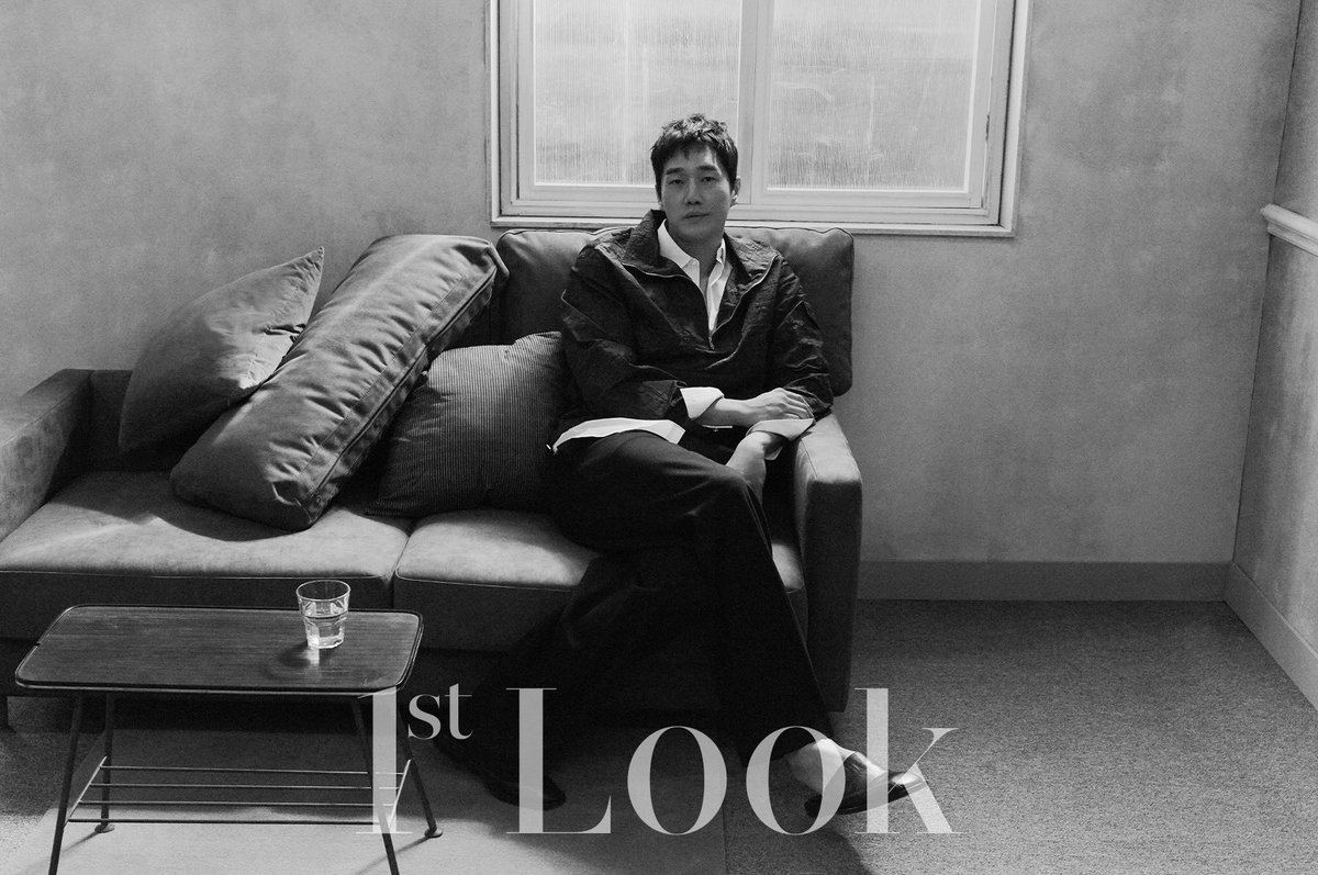 대한민국 대표 멜로 장인들과 함께한 4월의 퍼스트룩 커버. 4월 25일 첫방을 앞둔 tvN 토일드라마 <#화양연화-삶이 꽃이 되는 순간>의 배우 #유지태,...