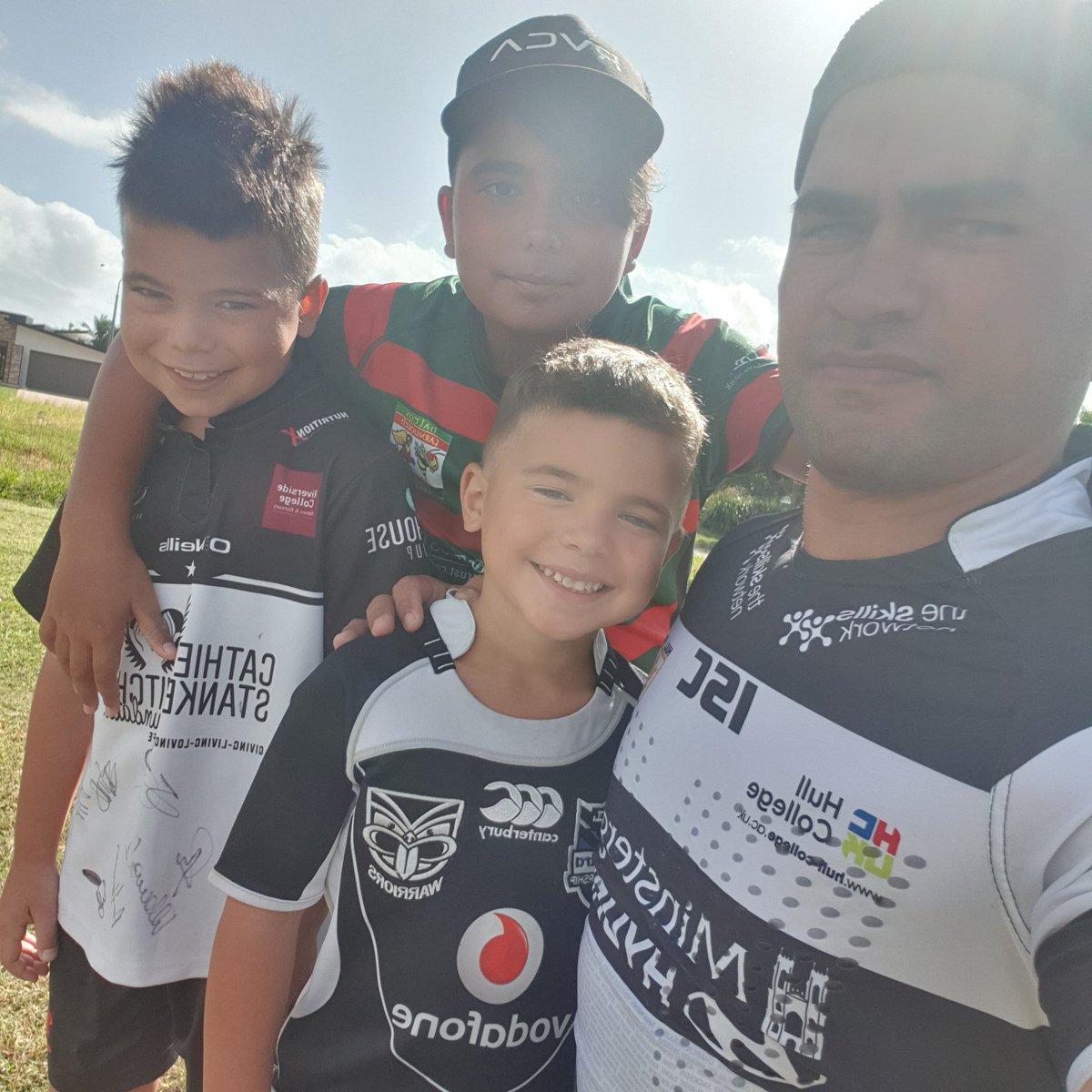 Bit of fun/training this morning with the boys repping some of the old teams.#nzwarriors #widnesvikings #hullfc #hornets ♥️