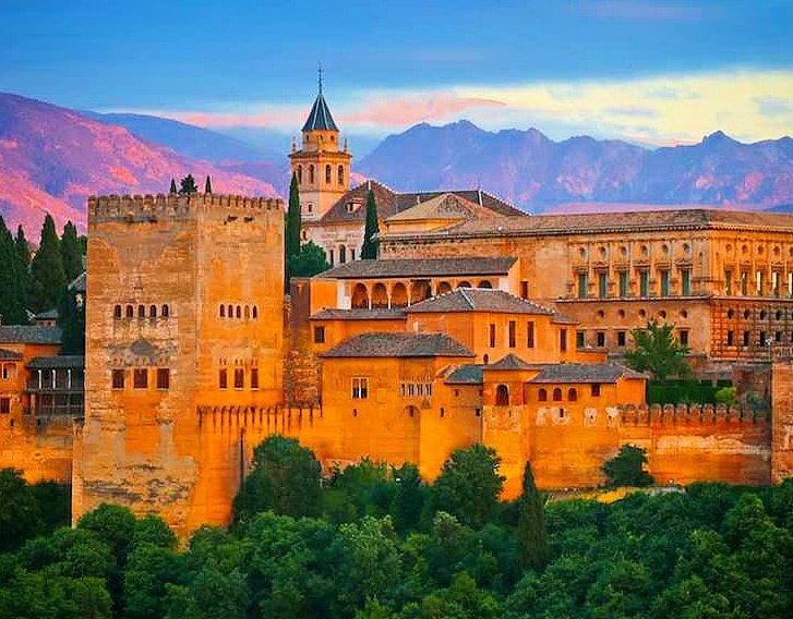 GuideMarcoPolo's tweet photo. Oggi ti proponiamo di vivere un sogno. E ti portiamo all'Alhambra, Granada, a tu per tu con i tesori dei sultani.

https://t.co/XeJg9wUni5

#guidemarcopolo #pianificareilviaggio #tendenzeviaggi #viaggiarefacile #cartestradali #travelblogger #alhambra https://t.co/p1K8rDwHjt