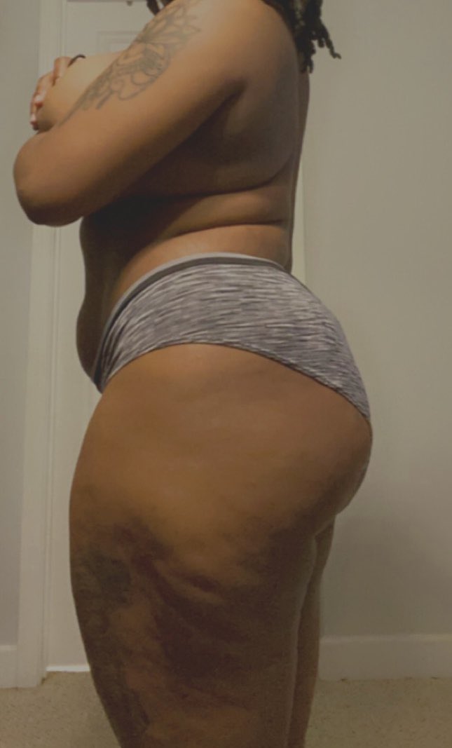 Mona Foxxx 18+ ONLY’s pics and videos