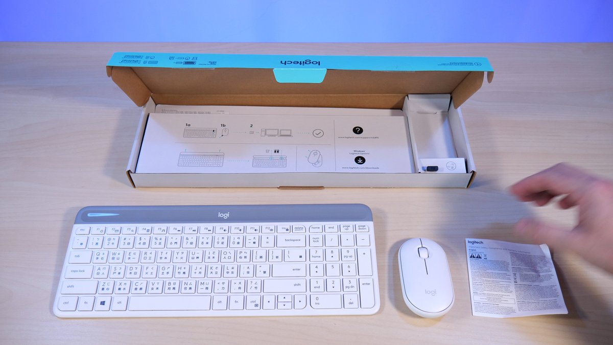 techspinreview's tweet photo. Look how pretty this beauty is, Logitech MK470 combo. Slim, thin, ergonomically designs with really silent tapping! 
Check out the full details in our latest review: Check it!  https://t.co/cuISqvDh9C
#wireless #logitech #mk470 #mk315 #mk235 #m330 #m350 #m171 @Logitech https://t.co/H4d2UdwLrJ