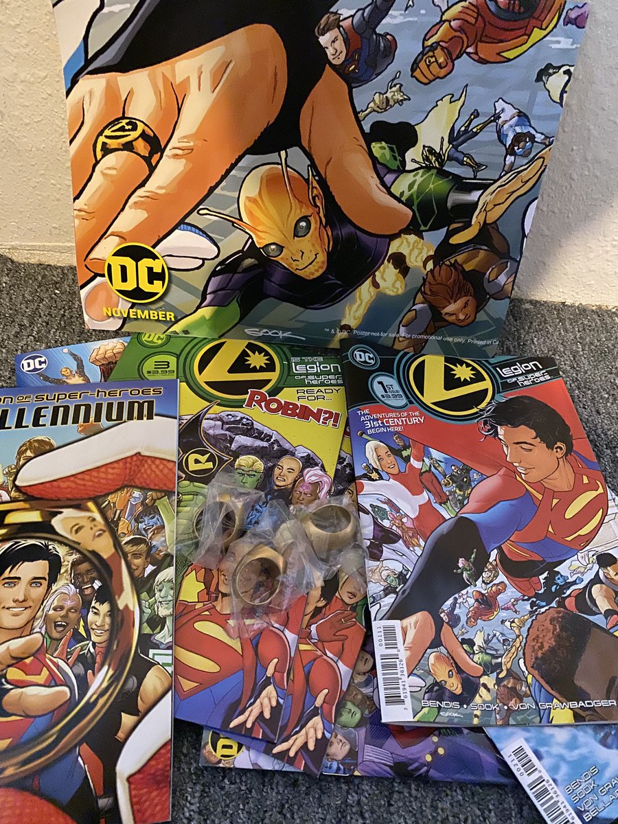 BRIANMBENDIS's tweet photo. For #Creators4Comics Iβm auctioning: #LegionOfSuperHeroes PRIZE package. All issues & variant covers so far. #LegionFlightRing new Sook poster
β’ @ reply w your bids to this tweet!
β’ Opening bid: $40
β’ auction ends 4/20, 12pm EST
β’ Winner donates directly to
@BincFoundation https://t.co/fr0iSNnkaU