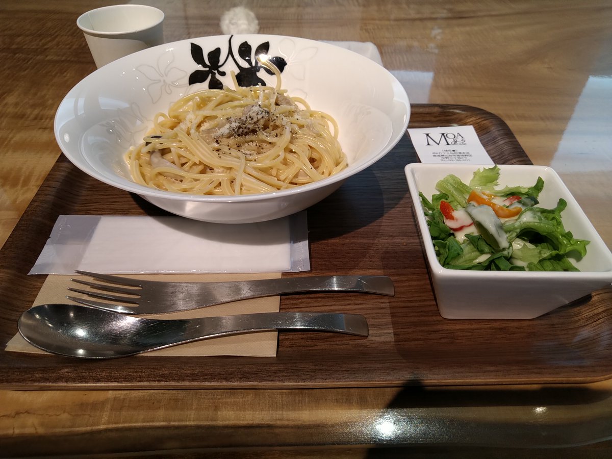 おは 東京インテリア家具 仙台港本店内の 飛騨高山町屋風 家具で食べる Moa Cafe 仙台港本店のキノコとチーズパスタ