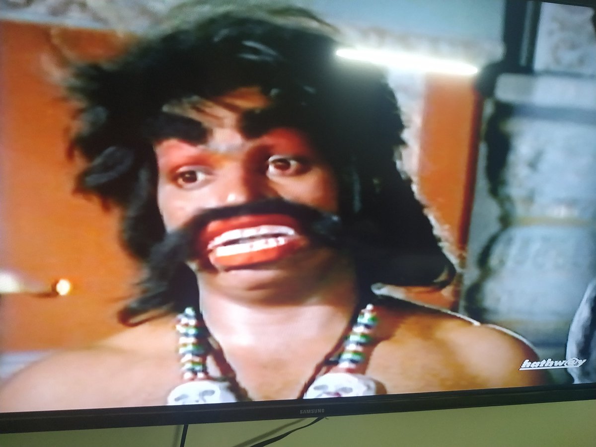 GudhBudh's tweet image. Who did it better?

#Ramayana #Ramayanmemes #RamayanOnDDNational #rossgeller #Friends