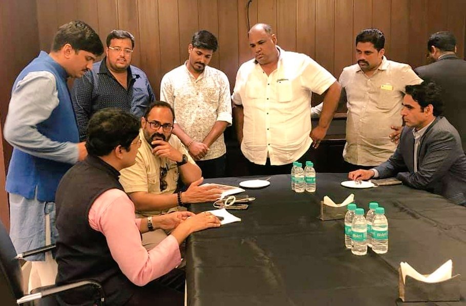 ProfSRK's tweet photo. Last year on this day, I was privileged to Organise the Brain Storming #IntellectualsMeet on #NationalSecurity by inviting Honble MP @rajeev_mp ji &amp; Special Forces Veteran @MajorPoonia ji at Manipal.
We can't forget the Electrifying speech by Dignitaries 🙏
@narendramodi @JPNadda https://t.co/CjPplldjuf