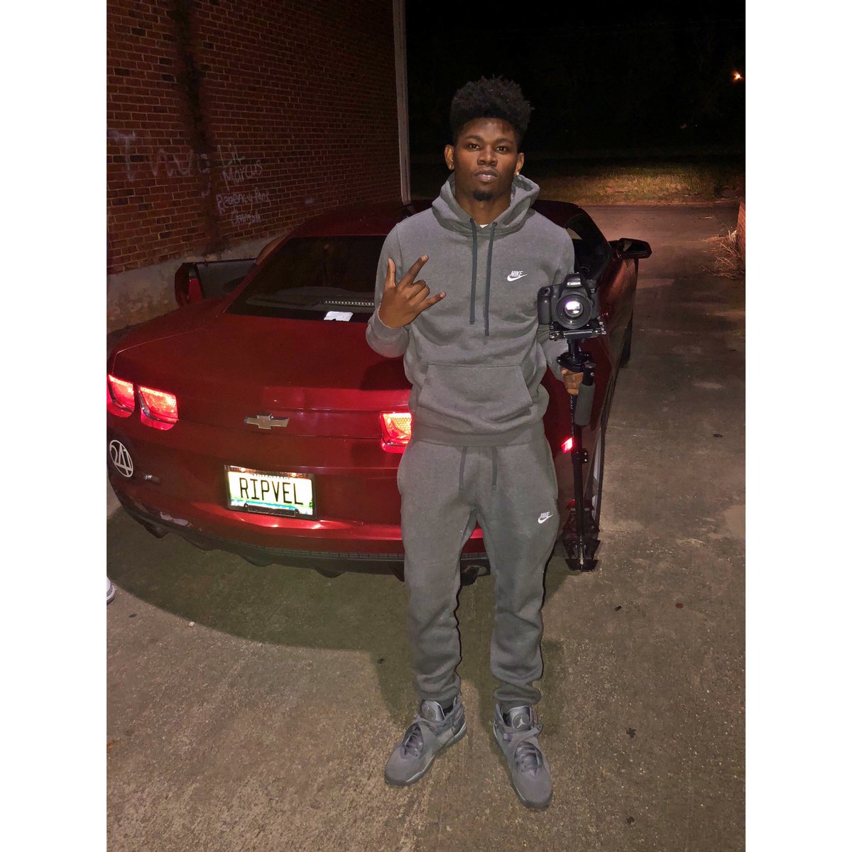 _Dashtv's tweet photo. New Twitter 💫 Old One Hack at 15k #RT @_dashtv https://t.co/nWuDDa5Ozb