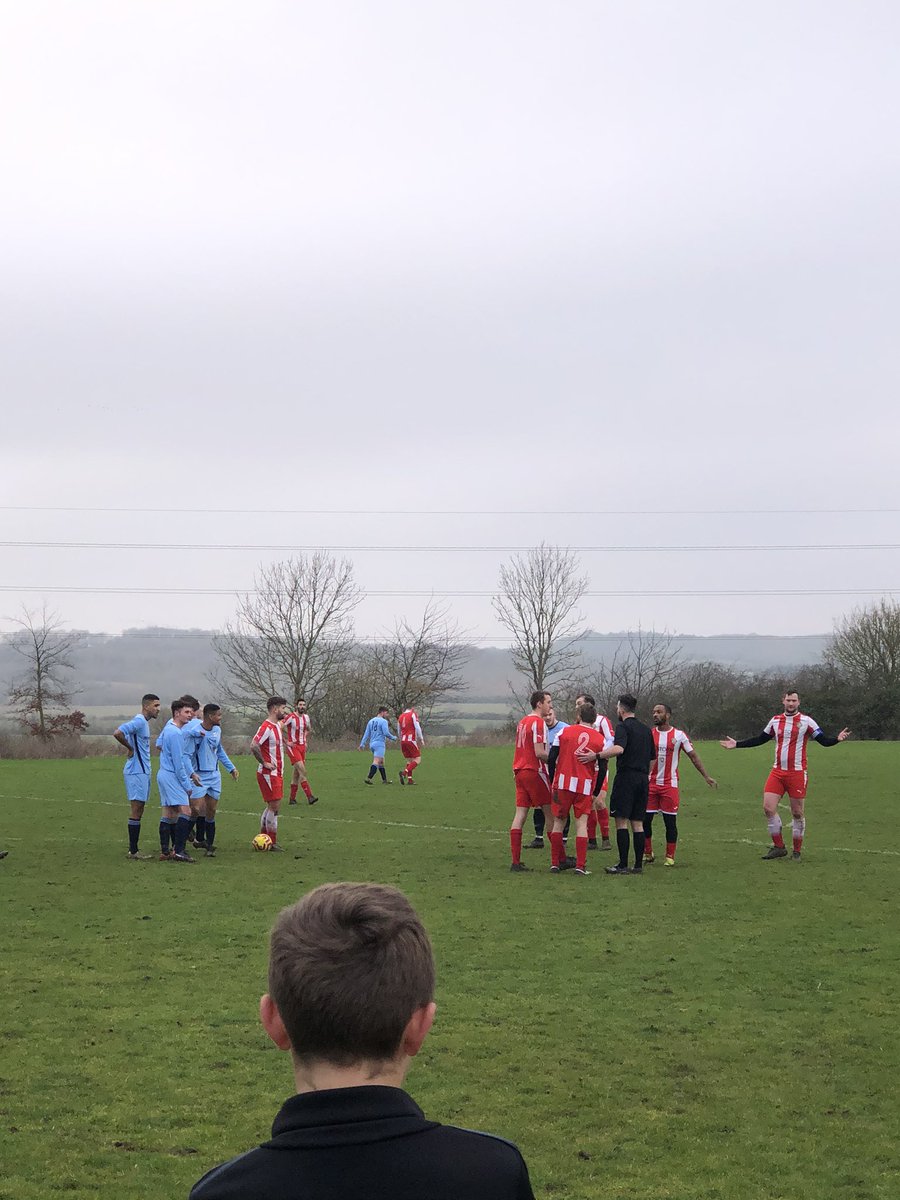 ClubLidlington's tweet photo. Thanks for the nomination @lutonallstarsfc 

We nominate the following teams to share a pic of them in action in 24hours or donate to charity:

@DenhamRaptorsFC 
@KempstonRural 
@AFC_Marston 
@MSRFC_ 
@BedfordAlbionFC https://t.co/ABBnwaDFNE