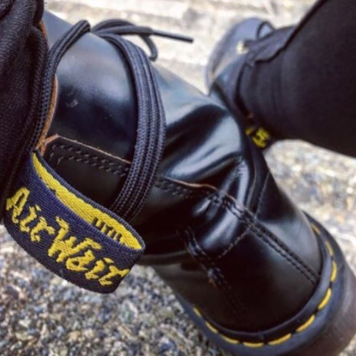 the walking company dr martens