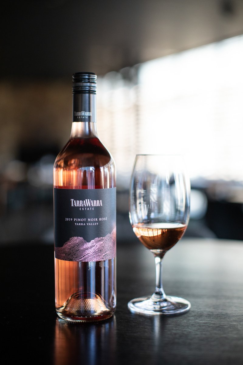 changing seasons? With the brightness of a white combined with the savoury structure of a red, it pairs perfectly with autumn's heartier fare. 🍁

You can pick up our 2019 Pinot Noir Rosé via our online store, and don't forget it's FREE SHIPPING 

🖥 👉 tarrawarra.com.au/2019-pinot-noi…