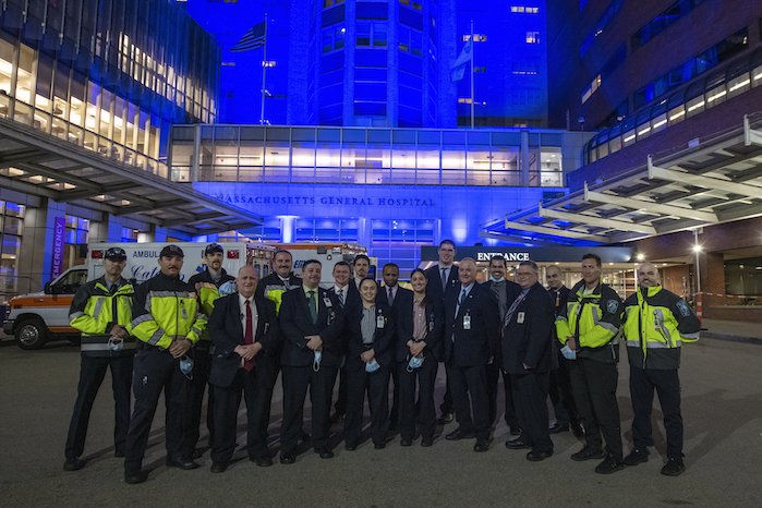 MassGeneral News (@massgeneralnews) on Twitter photo Tonight we lit #MGH buildings in blue to welcome first responders from <a href="/BostonFire/">Boston Fire Dept.</a> <a href="/bostonpolice/">Boston Police Dept.</a> <a href="/BOSTON_EMS/">Boston EMS</a> + others as they drove by the hospital with lights and sirens in solidarity with healthcare workers and patients. Thank you #Boston. #BostonStrong #COVID19 Tonight we lit #MGH buildings in blue to welcome first responders from <a href="/BostonFire/">Boston Fire Dept.</a> <a href="/bostonpolice/">Boston Police Dept.</a> <a href="/BOSTON_EMS/">Boston EMS</a> + others as they drove by the hospital with lights and sirens in solidarity with healthcare workers and patients. Thank you #Boston. #BostonStrong #COVID19