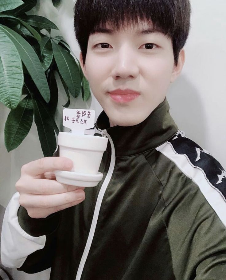 ｄｏｗｏｏｎ ｓｅｌｃａ       --- a thread ---