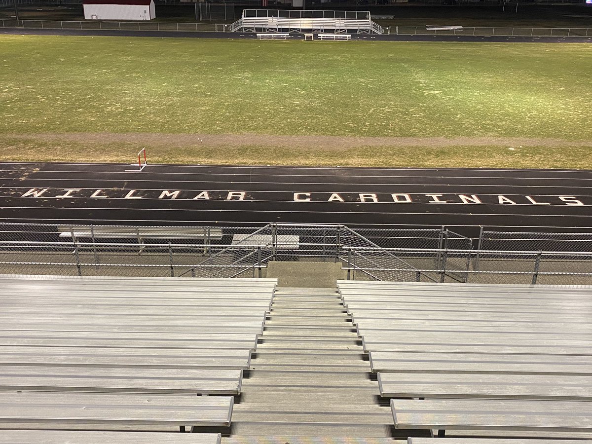 cardsathletics's tweet photo. Tonight we honor the Class of 2020, all Cardinals and school employees, frontline workers and our Essential workers. 

Be The Light for someone in your life and check in on your family/friends. 

Be strong Cardinals. Great things are in your future.
@YulpSection @MSHSLjohn https://t.co/EJ4A3MYDZA