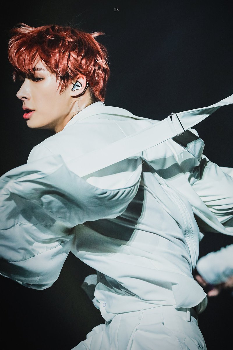 mingi being an actual masterpiece: a much needed thread of photos from black room   @ATEEZofficial  #ATEEZ  #MINGI  #민기  #송민기