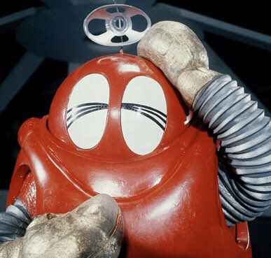 rate_droids's tweet image. An absolute disaster child. Will destroy everything you hold dear. But who could stay mad at dis widdle cutie~? 10/10
#GanbareRobocon
#GoRobottie
#ToeiTokusatsuWorld