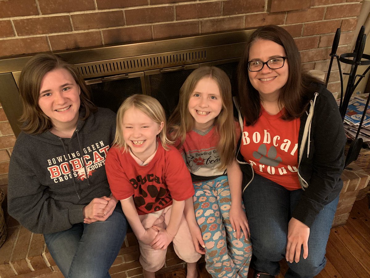 BG spirit day 2! <a href="/BGSchools/">BG Schools</a>
 #BobcatProud #InThisTogether #BGspiritday <a href="/KDaneyBGCS/">Kathleen Daney</a>