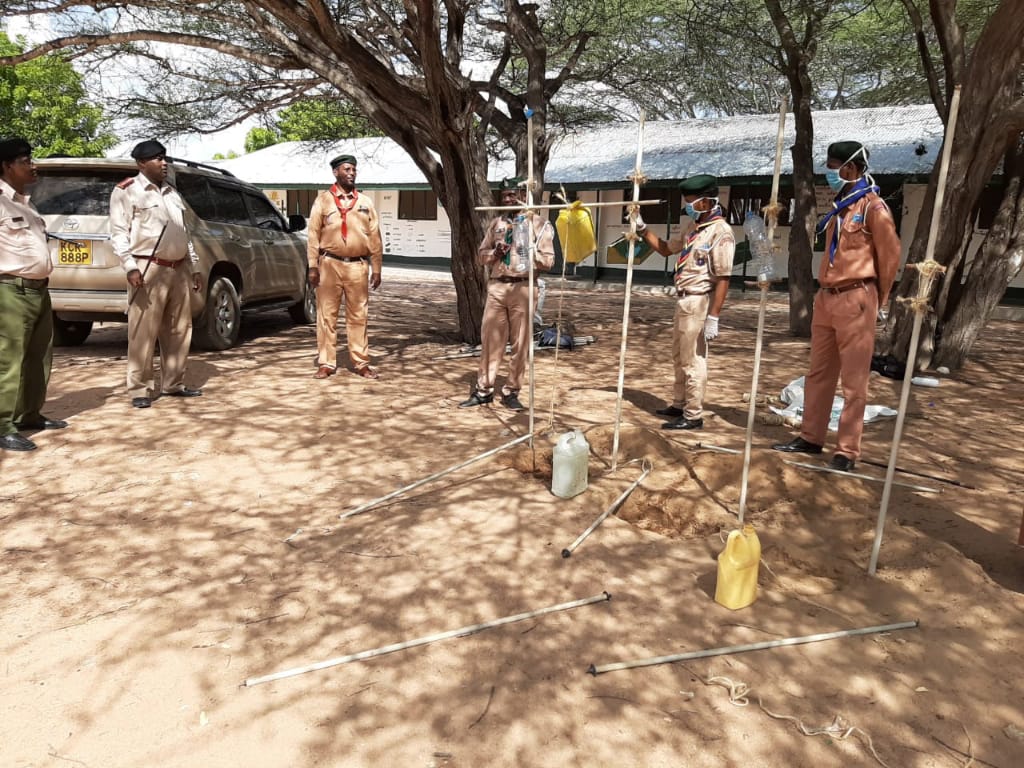 thomasnnjeru's tweet photo. scouting in dadaab
bravo Aden for your great work in covid-19 awareness to the society 
#scoutsfightingcorona https://t.co/QC1OeGZ8Rx