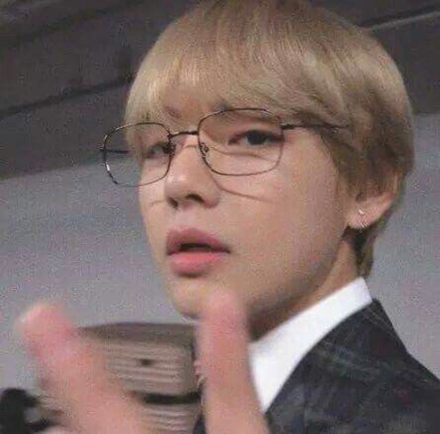 -end of thread, in conclusion TAEHYUNG WITH GLASSES>>> ANYTHING ELSE