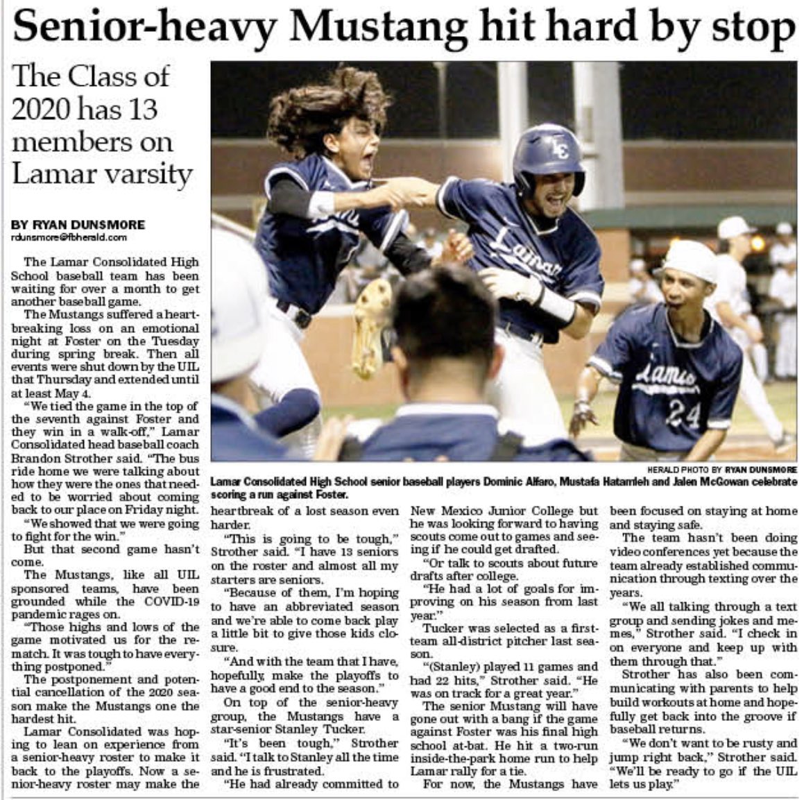 THELamarCHS's tweet photo. Extra! Extra! Read all about it! The Fort Bend Herald Sports section has lots of Mustang news. #BlueStampede #Headliners 💙⭐️🐴⚽️🏀⚾️ https://t.co/AXlL8L4Osp