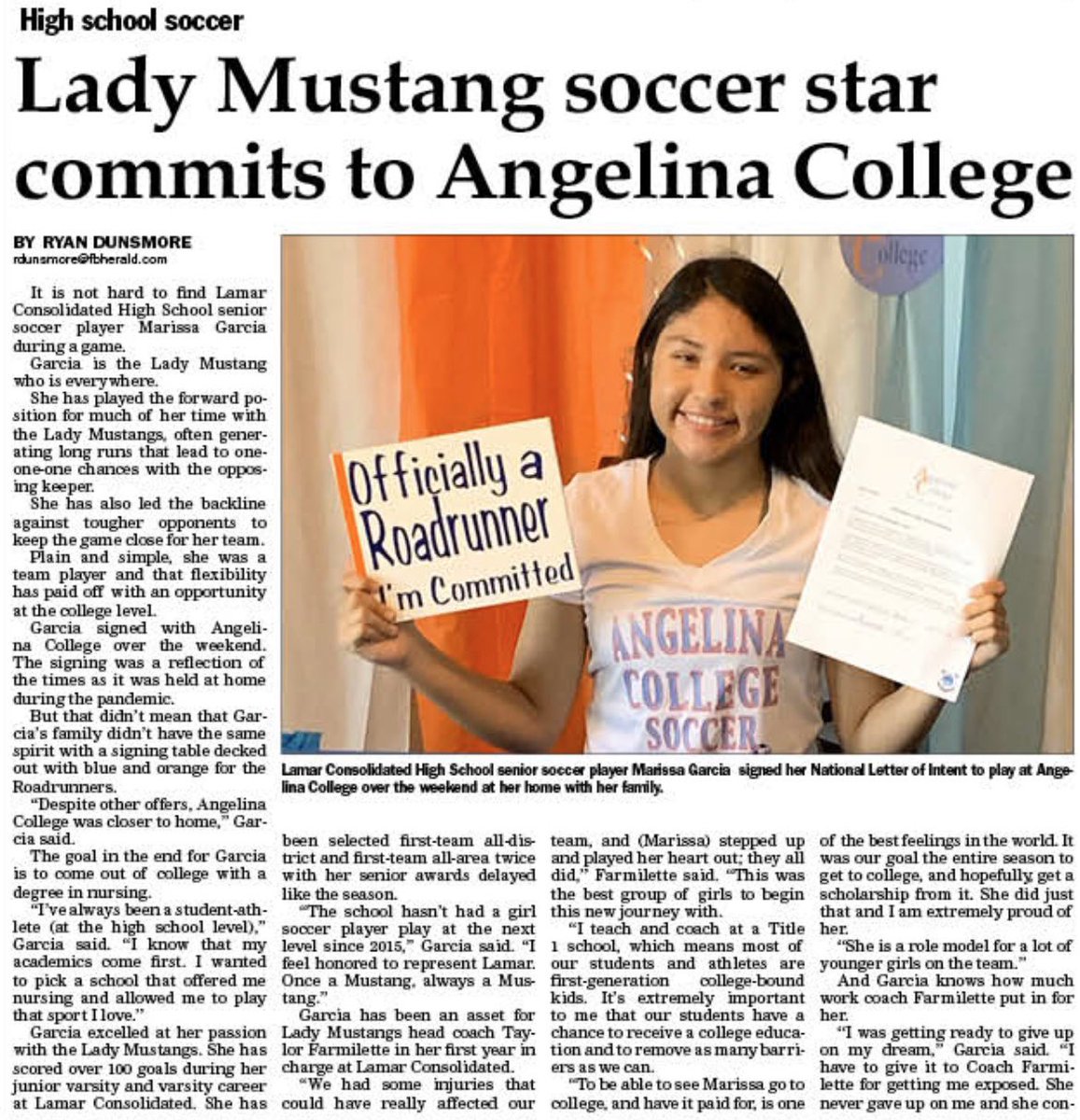 THELamarCHS's tweet photo. Extra! Extra! Read all about it! The Fort Bend Herald Sports section has lots of Mustang news. #BlueStampede #Headliners 💙⭐️🐴⚽️🏀⚾️ https://t.co/AXlL8L4Osp