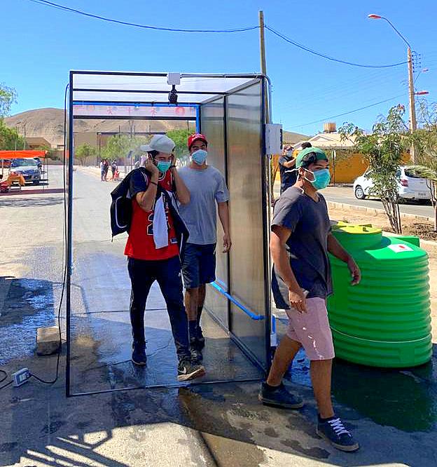 IMDA_2019's tweet photo. Como medida #preventiva ante el contagio del #covid-19, el #Municipio de Diego de Almagro concluyó la instalación de túneles desinfectantes en toda la comuna.
#Recoleta #atacama #QuedateEnCasa @TvnRedAtacama @diarioatacama @chanarcillo @RADIONOSTALGICA @RNuevoMundo @Perio_Atacama https://t.co/equysKx4zV