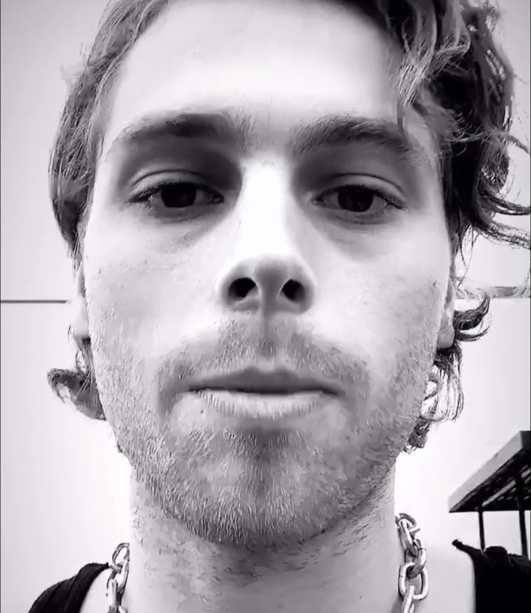 Luke Hemmings 2022 Lip Piercing