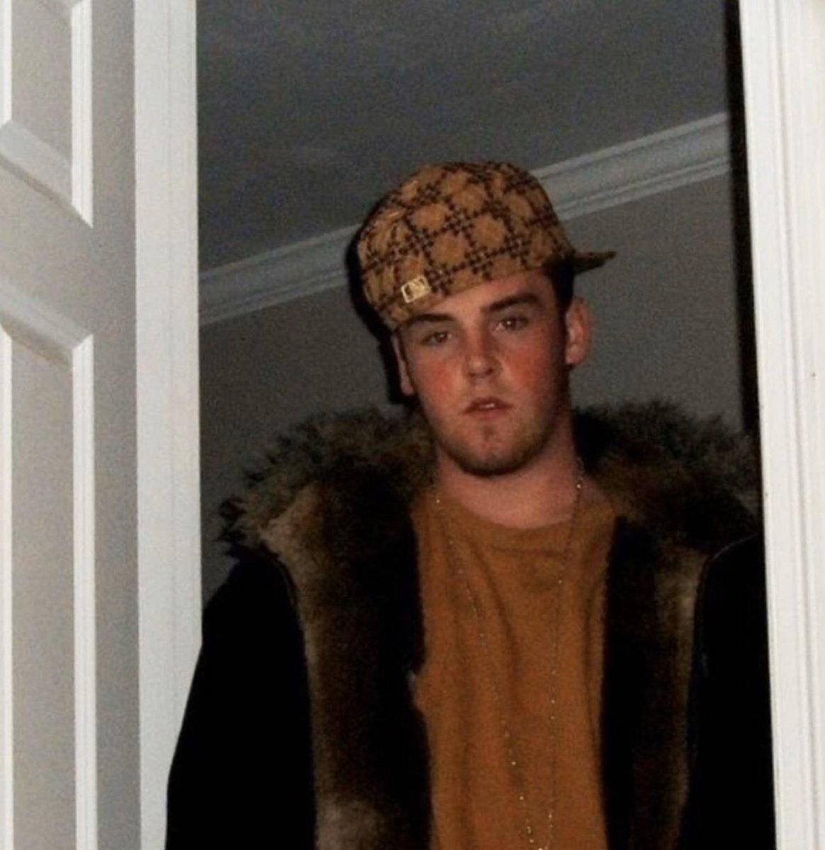 The USA is that loser who walks around in designer clothes meanwhile they drive a busted 98 Honda Civic and are behind on their Child Support payments but then talks shit about everyone else. #usaCoronavirus