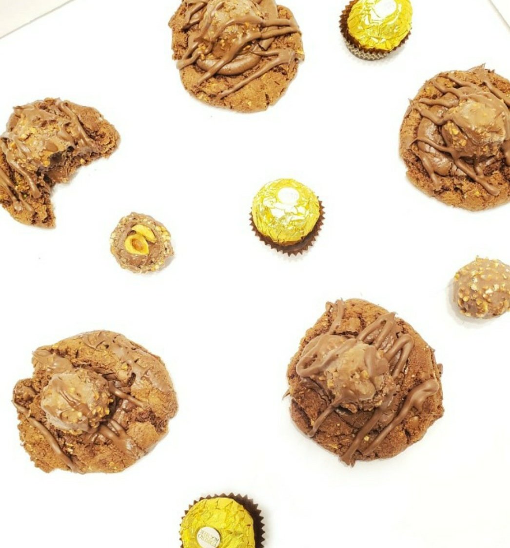 Golden_Crumb's tweet photo. That CERB check just hit? Y'all know exactly what to do with it 😉

Fudgy Ferrero Nutella - $20/dozen
#GCB #Deliveryto https://t.co/7hU7tYGXZP
